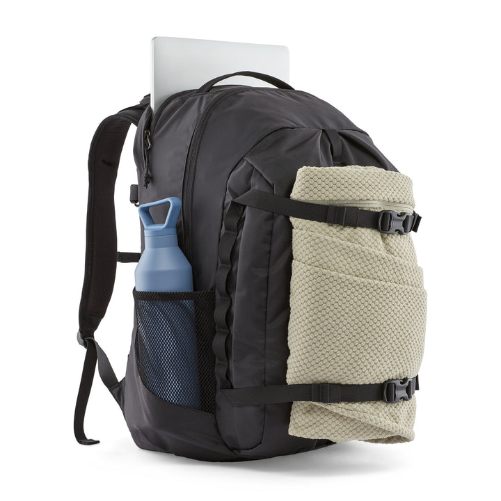 47885_BLK_ALTLAPTOPWATERBOTTERMERCH